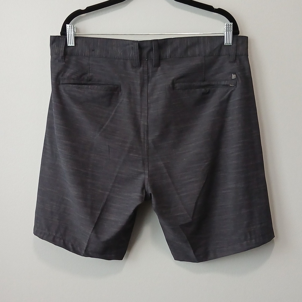 Burnside Golf Shorts Men's 36 Activewear - Picture 3 of 7